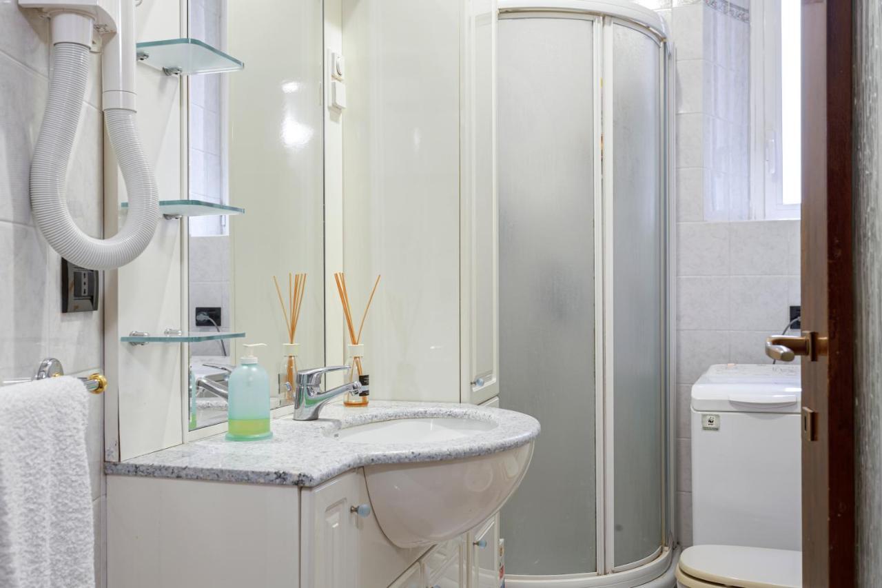 Your Cozy Home In Milan - Via Rovereto エクステリア 写真